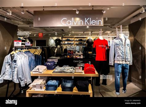 calvin klien|Calvin Klein (fashion house)